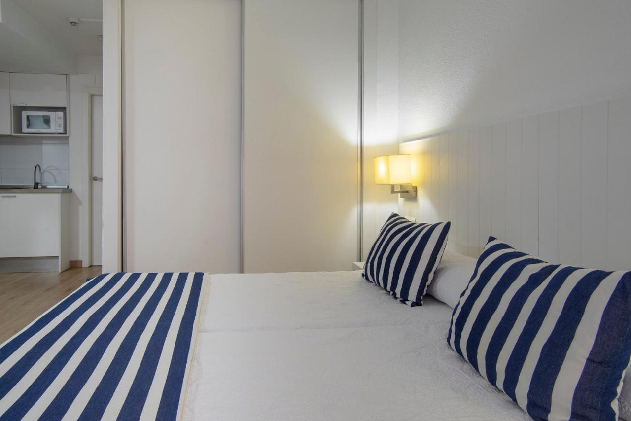 Apartamentos La Mar Benidorm Exteriör bild