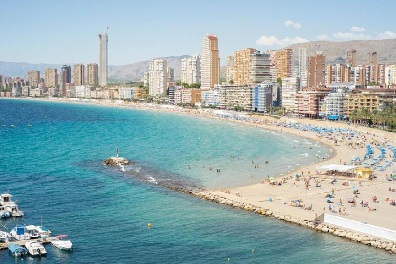 Apartamentos La Mar Benidorm Exteriör bild